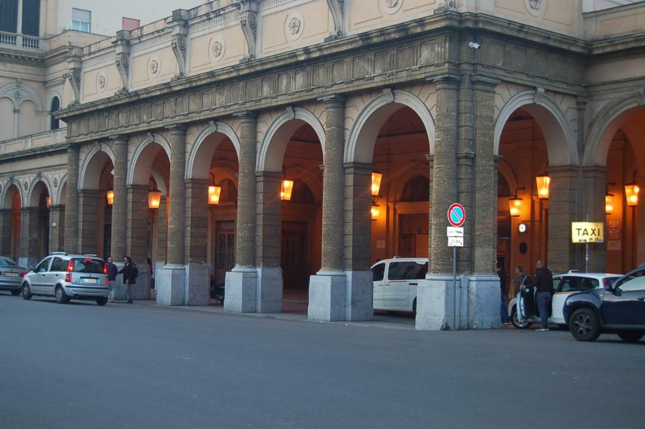 Terminal Bus Cairoli Bed and Breakfast Palermo Exterior foto