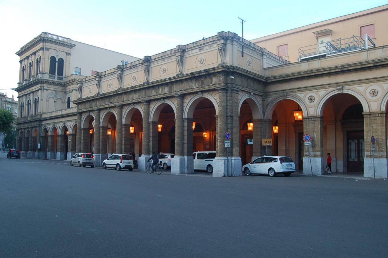 Terminal Bus Cairoli Bed and Breakfast Palermo Exterior foto