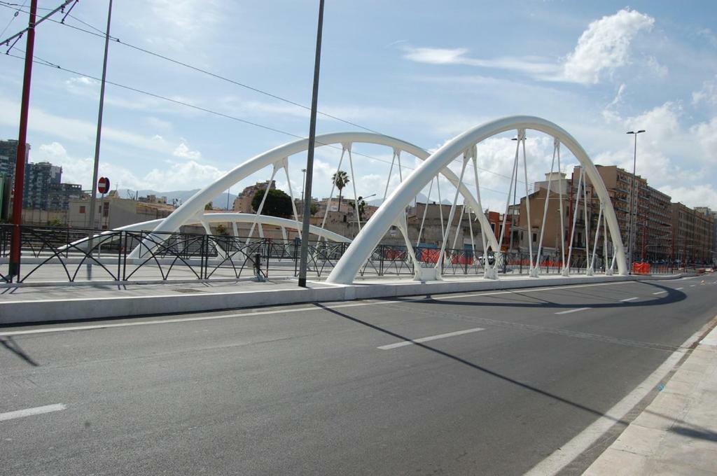 Terminal Bus Cairoli Bed and Breakfast Palermo Exterior foto